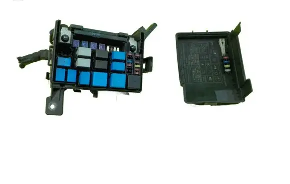 Hyundai ix20 Fuse box set 912181K082 BEZPIECZNIKOW