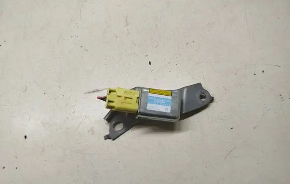 Lexus RX 330 - 350 - 400H Airbag deployment crash/impact sensor 8983348020
