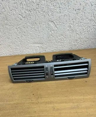 BMW 7 E65 E66 Other center console (tunnel) element 642282235990 F1923