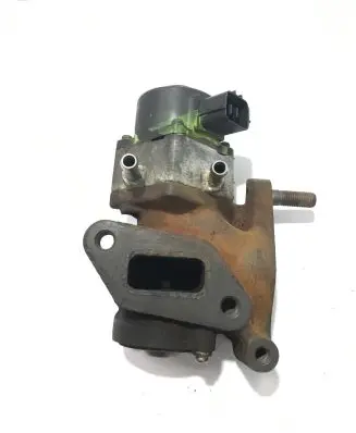 Nissan Patrol Y61 EGR valve