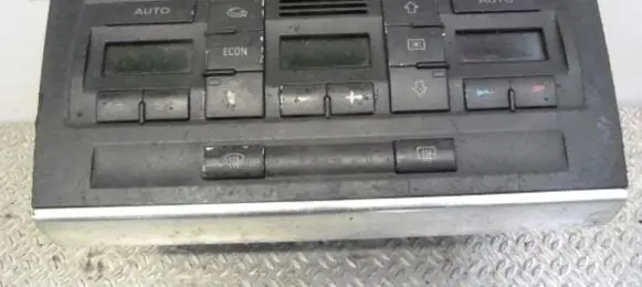 Audi A4 S4 B6 8E 8H Climate control unit 8E0820043H