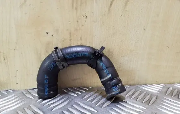 Peugeot 5008 Engine coolant pipe/hose