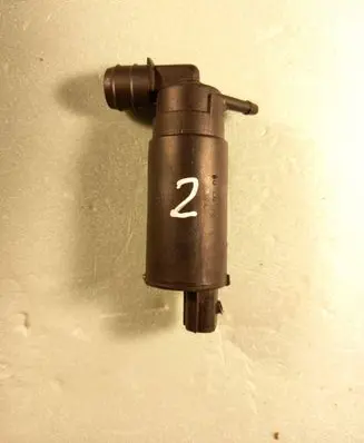 Subaru XV I Headlight washer pump 