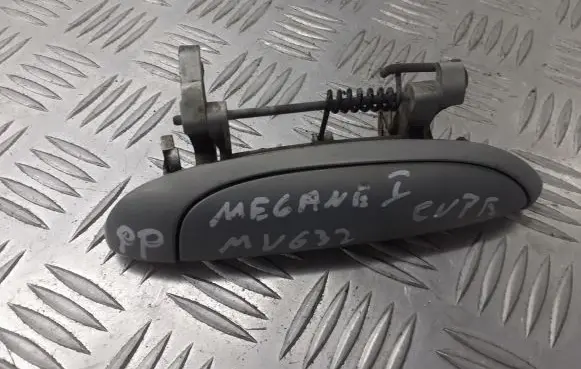 Renault Megane I Front door exterior handle/bracket 