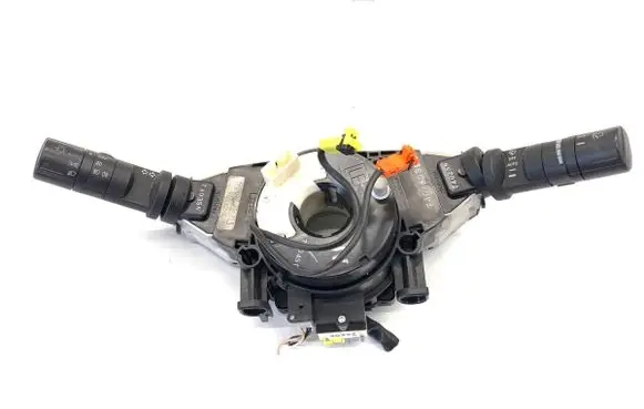 Nissan Qashqai Wiper turn signal indicator stalk/switch 