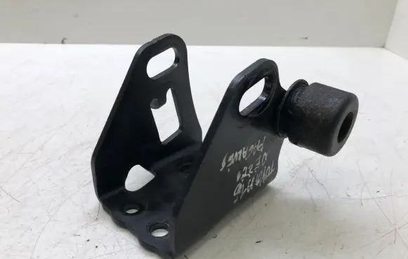 Toyota Avensis T270 Gearbox mount