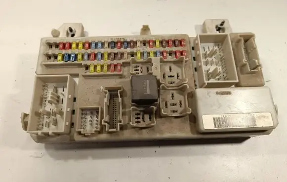 Ford Focus C-MAX Fuse module 3M5T14A073CF 00030175
