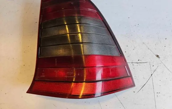 Mercedes-Benz C W202 Rear/tail lights 14653100