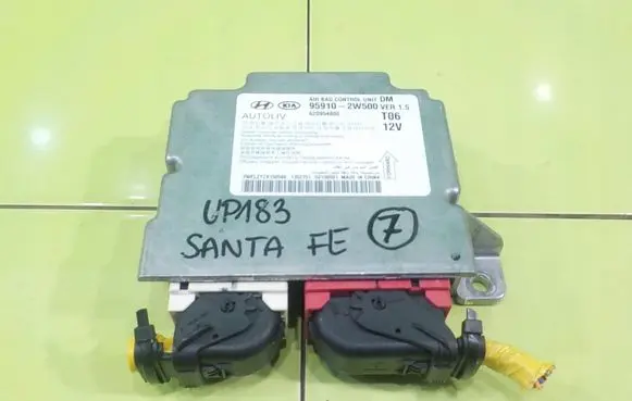 Hyundai Santa Fe Steering wheel airbag 620954800