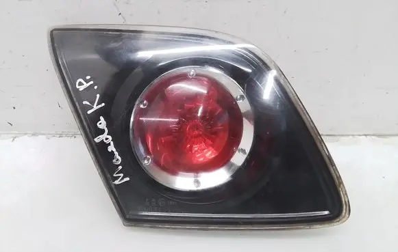 Mazda 3 I Tailgate rear/tail lights