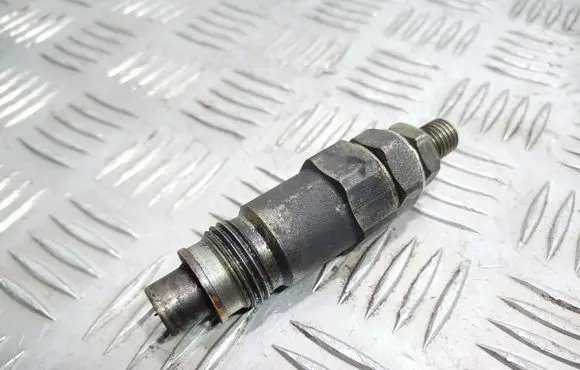 Mazda 626 Fuel injector H711500
