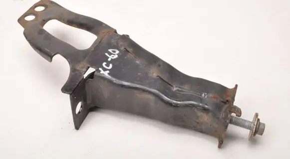 Volvo XC60 Front bumper foam support bar 