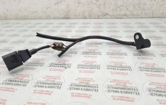 Volkswagen PASSAT B6 Crankshaft position sensor