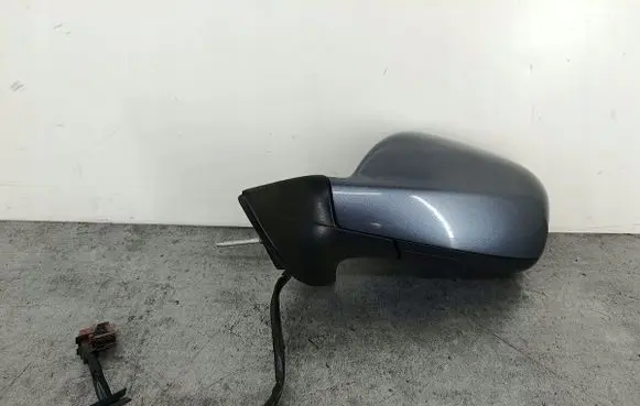 Peugeot 407 Front door electric wing mirror 