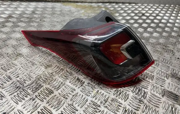 Opel Crossland X Rear/tail lights 