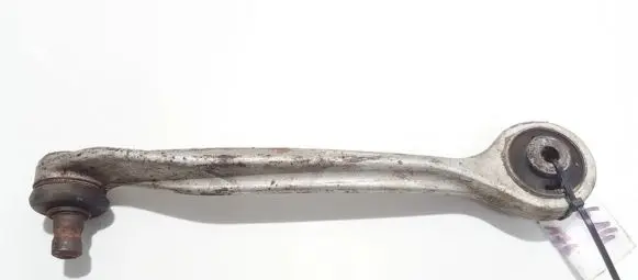 Volkswagen PASSAT B5 Front lower control arm/wishbone