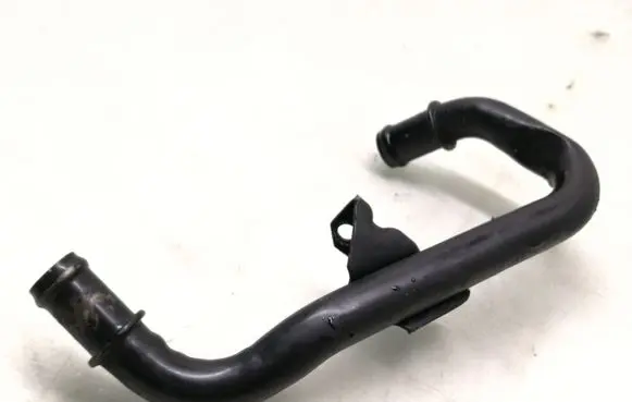 Audi A4 S4 B7 8E 8H Engine coolant pipe/hose 059103227E