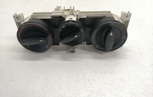 Audi A3 S3 8L Climate control unit 8L0819045A