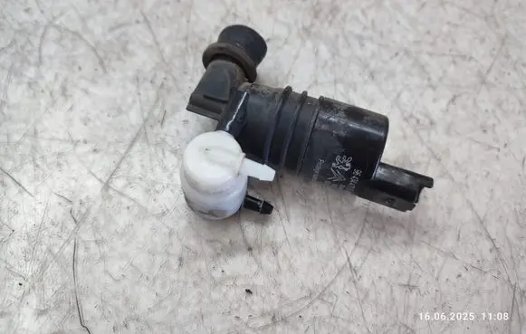 Peugeot 5008 Windscreen/windshield washer pump 9643447980