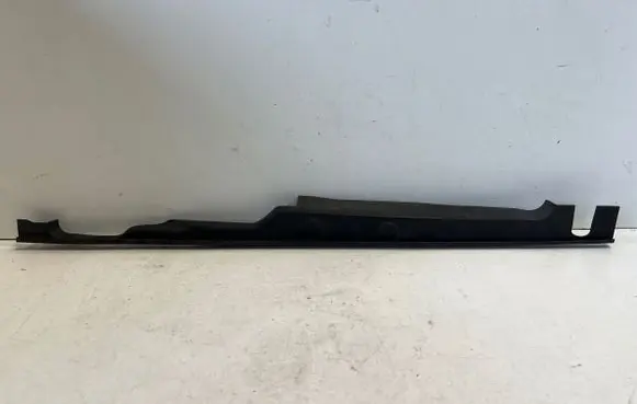 Audi A4 S4 B9 Fender end trim 8W0820582