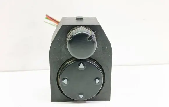 Wing mirror switch