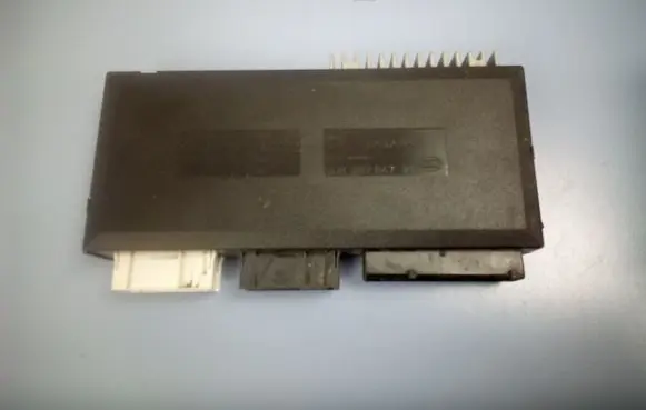 BMW 5 E39 Comfort/convenience module 61358366527 12037310
