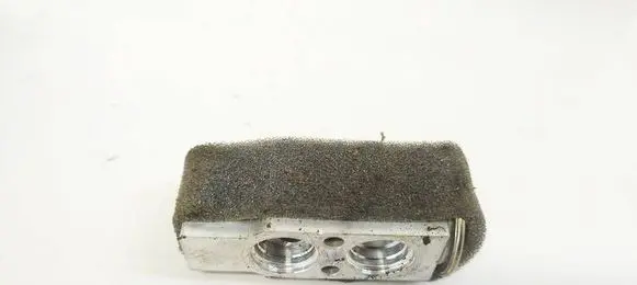 Air conditioning (A/C) expansion valve