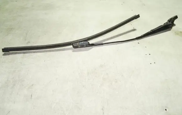 Skoda Fabia Mk2 (5J) Front wiper blade arm 5J1955409B