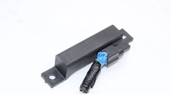 Nissan Leaf II (ZE1) Aerial antenna amplifier
