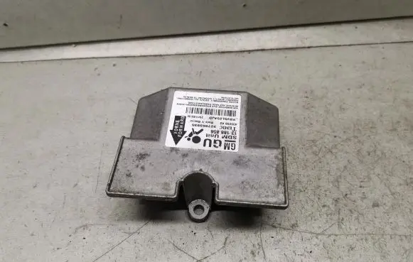 Opel Zafira B Airbag control unit/module 13188856
