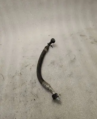 Audi V8 Air conditioning (A/C) pipe/hose