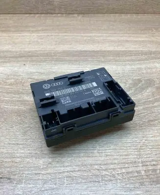 Audi A4 S4 B8 8K Door control unit/module 8K0959793C