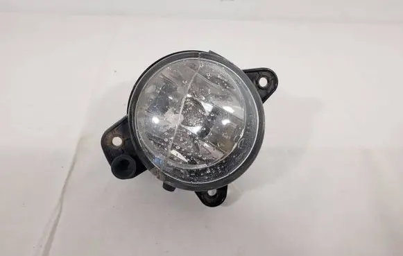 Volkswagen PASSAT B6 Front fog light 271181
