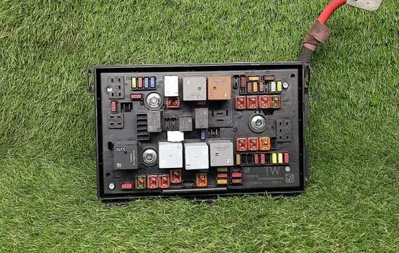 Opel Astra J Power management control unit 13368639 13368639TW