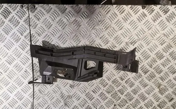 Audi A6 S6 C7 4G Front bumper mounting bracket 4G0807096