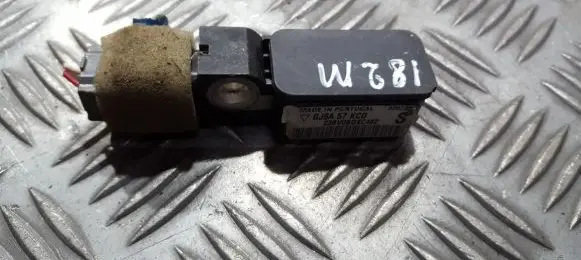 Mazda 6 Airbag deployment crash/impact sensor GJ6A57KC0 23BV0BDEC482