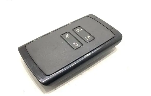 Dacia Duster II Ignition key/card 
