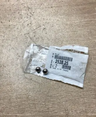 Peugeot 208 I Other gearbox part 253825