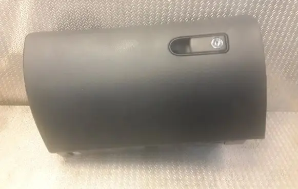 Mercedes-Benz C W205 Glove box 2056800191 A2056800191