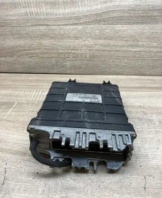 Volkswagen Sharan Engine control unit/module 028906021P 0281001251