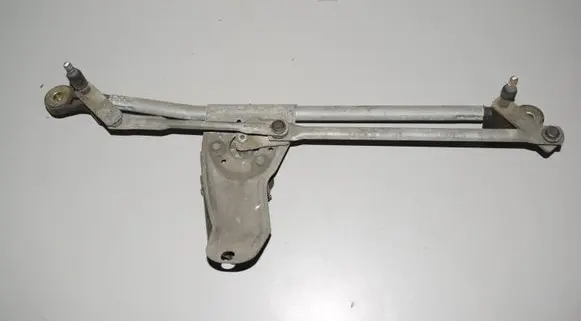 BMW X5 E53 Front wiper linkage 8403026