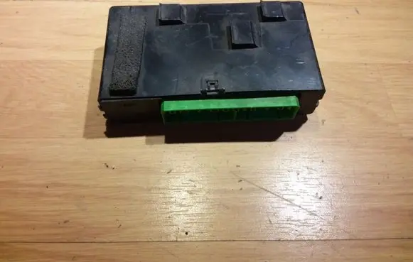 Volvo S40, V40 Alarm control unit/module 30889337