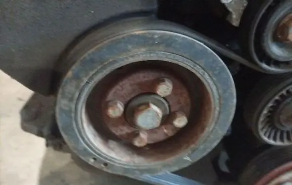 Peugeot 307 Crankshaft pulley