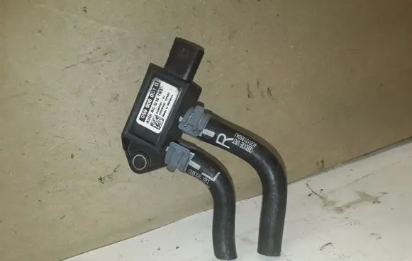 Audi A5 8T 8F Air pressure sensor 059906051G AG516TN3 81MPP0702