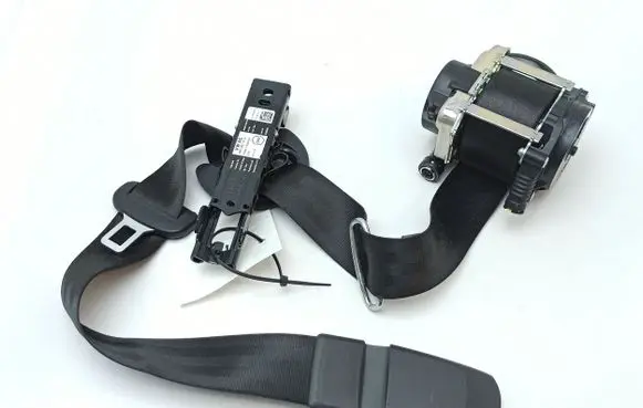 Audi A4 S4 B9 8W Front seatbelt 3G0857737 626528600