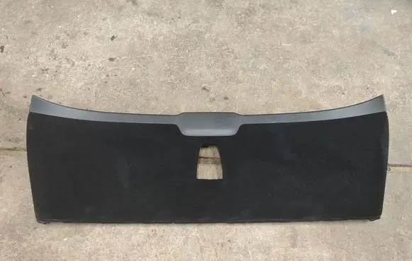 Mercedes-Benz E W212 Tailgate trim A2127400070 A2127400170