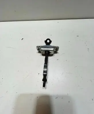 Hyundai i10 Rear door check strap stopper