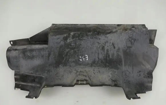 BMW 7 E32 Intercooler air guide/duct channel 1938227