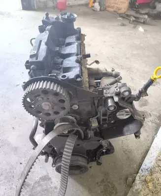 Volkswagen PASSAT B7 Engine DCX