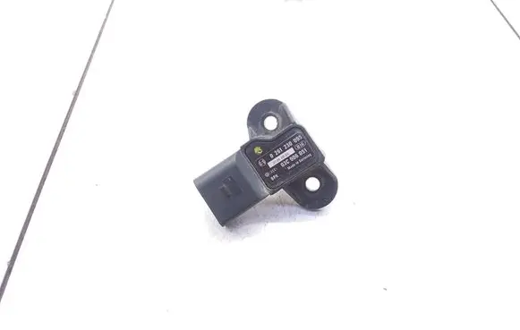 Volkswagen Fox Air pressure sensor 03C906051 0261230095